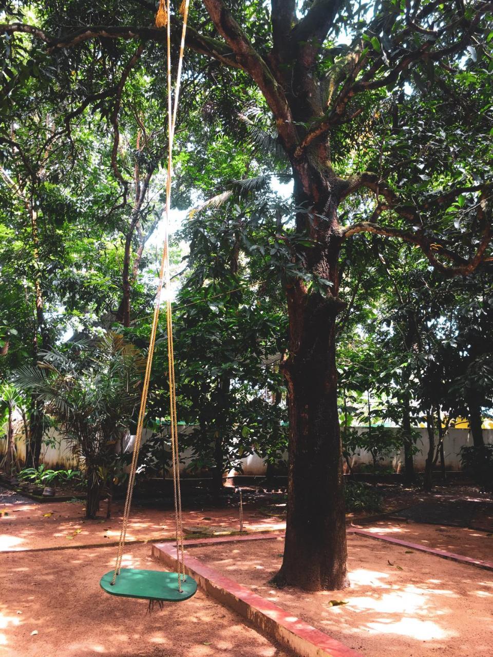 Palm Grove Service Villa Kochi Exterior photo